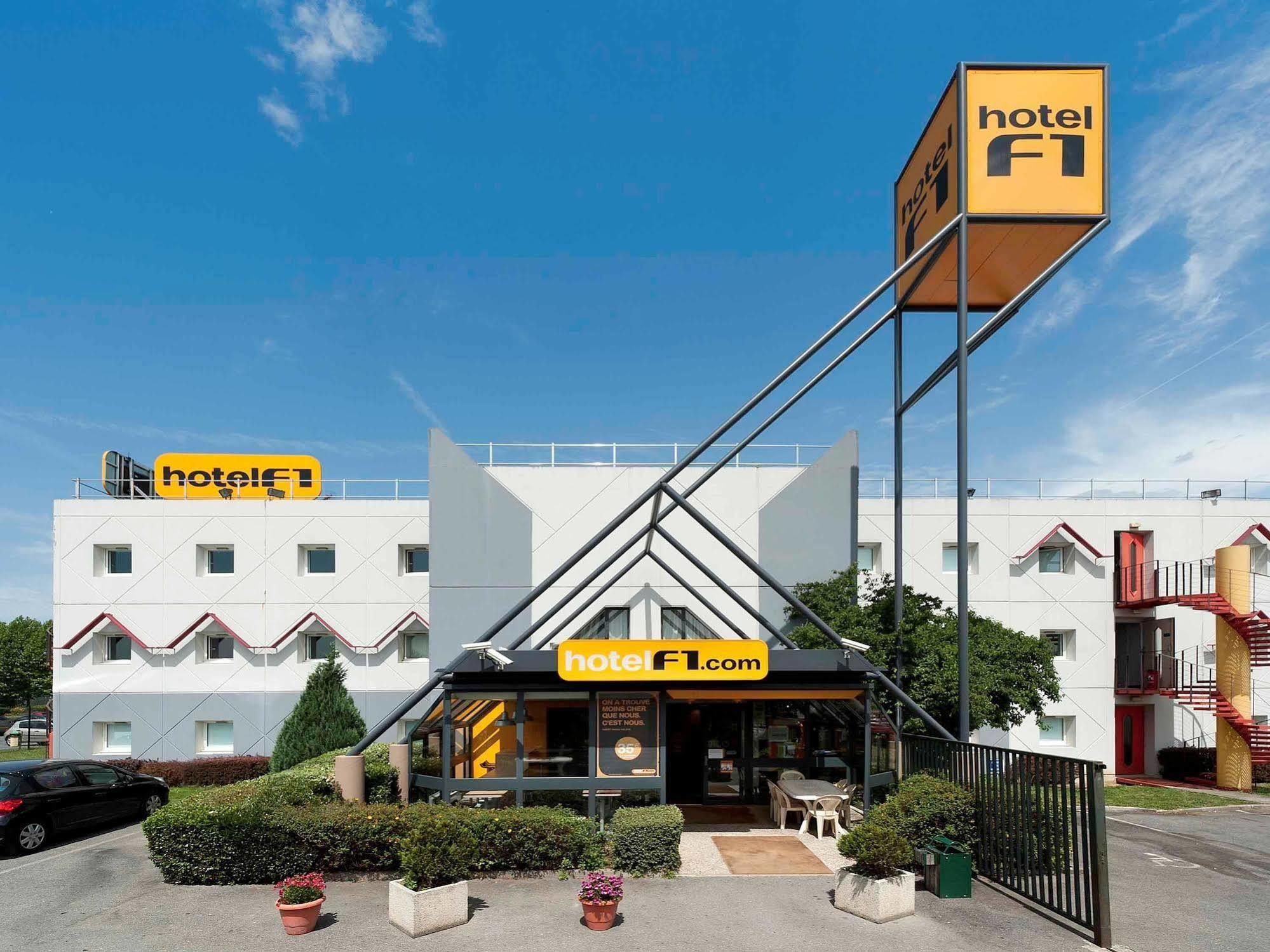 Hotelf1 Saint Etienne La Grand Croix L'Horme Exterior photo